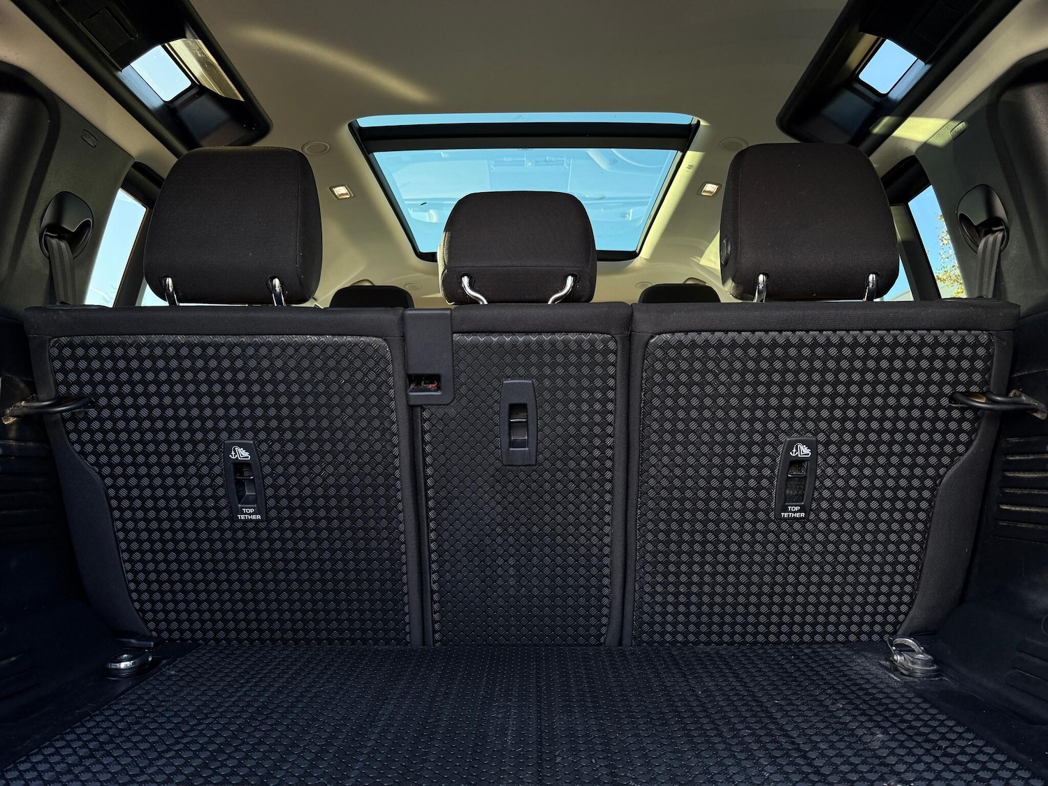 Used Land Rover Defender 2020 for sale - 76801496: Photo 35