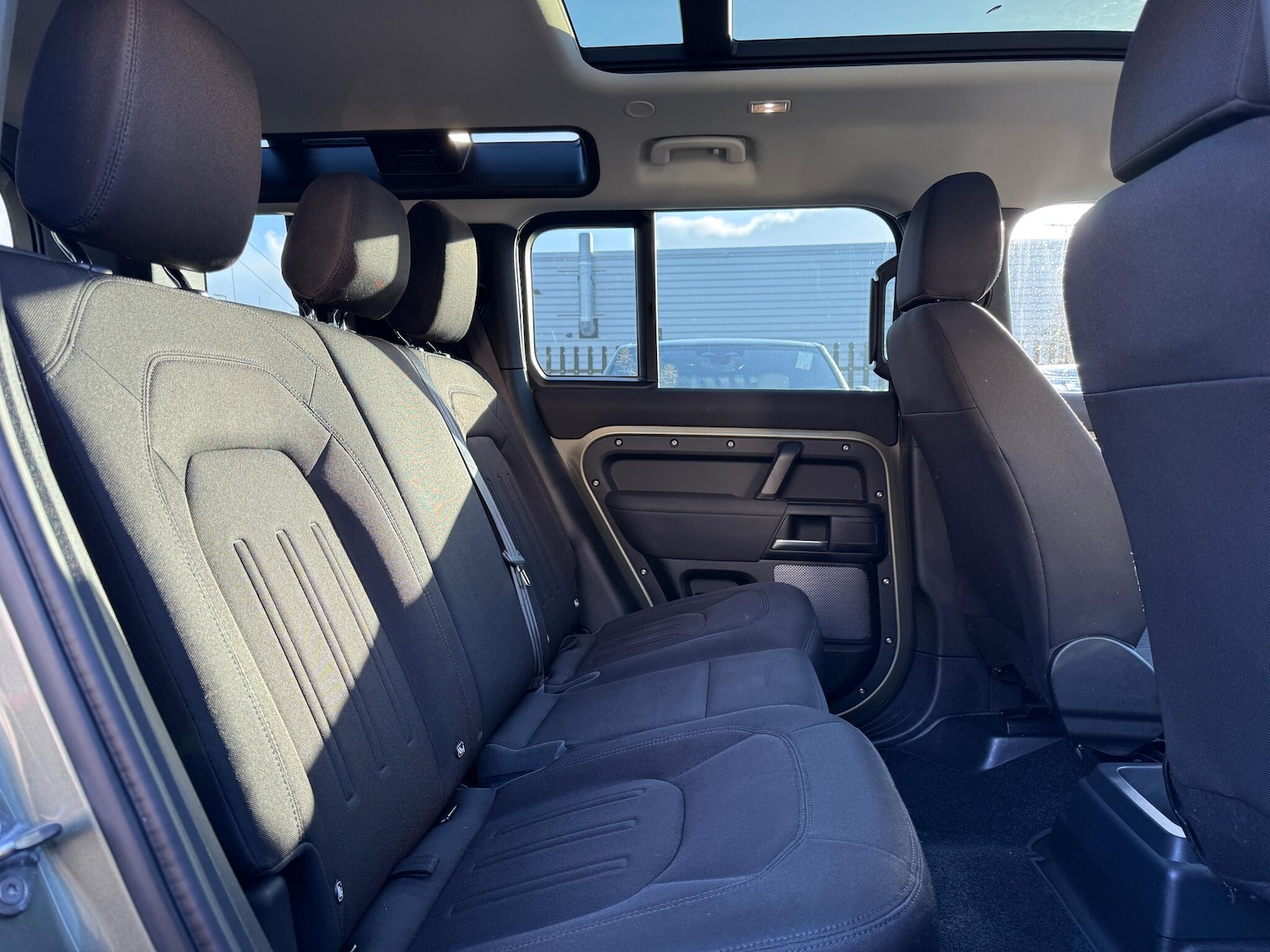 Used Land Rover Defender 2020 for sale - 76801496: Photo 37