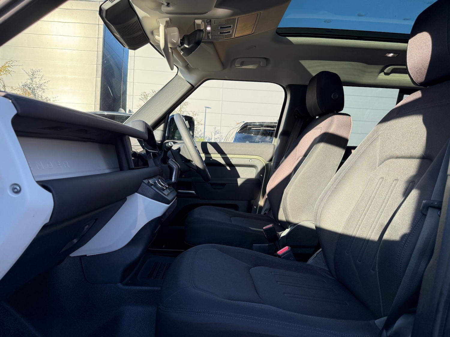 Used Land Rover Defender 2020 for sale - 76801496: Photo 45