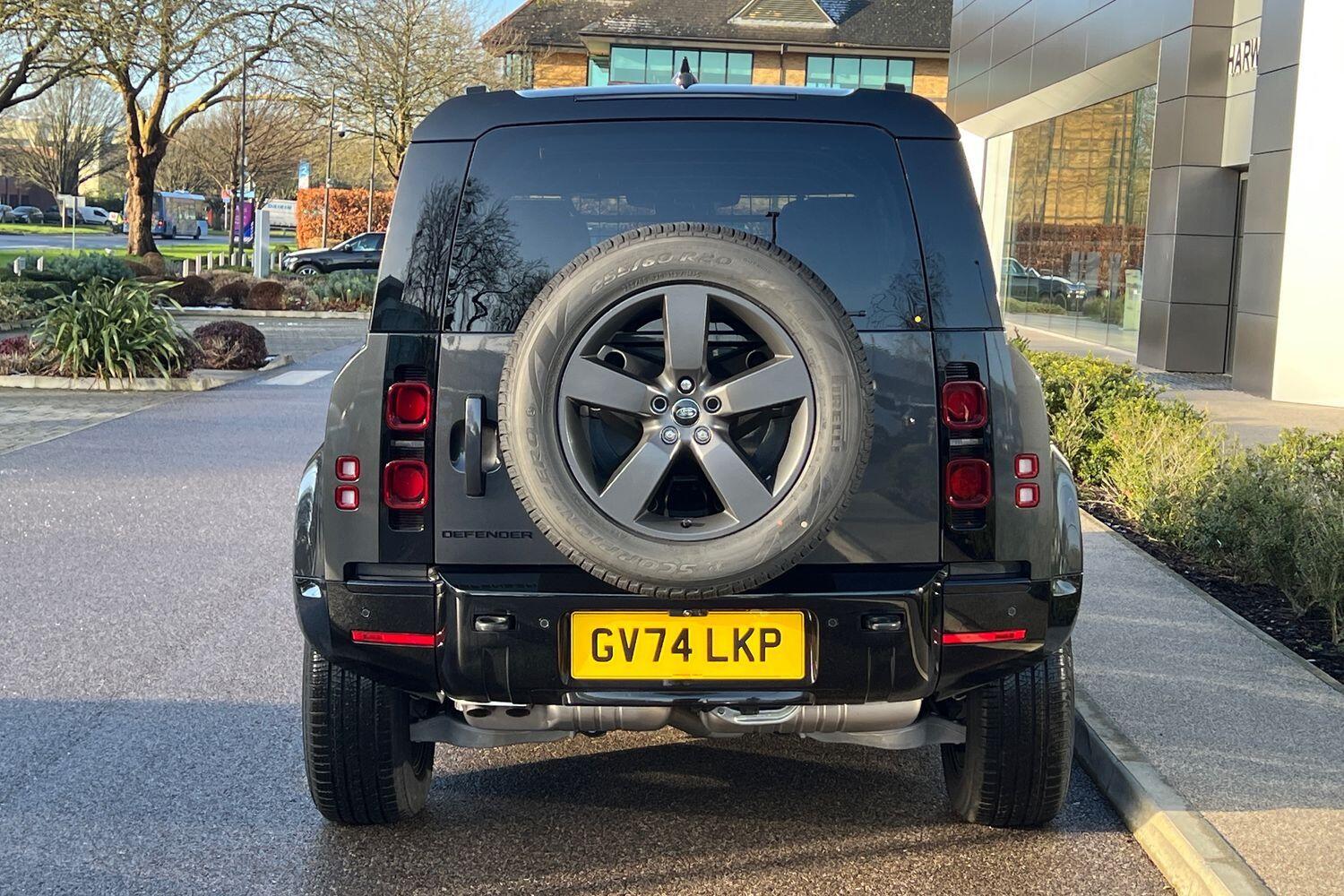 Used Land Rover Defender 2025 for sale - 76499566: Photo 14