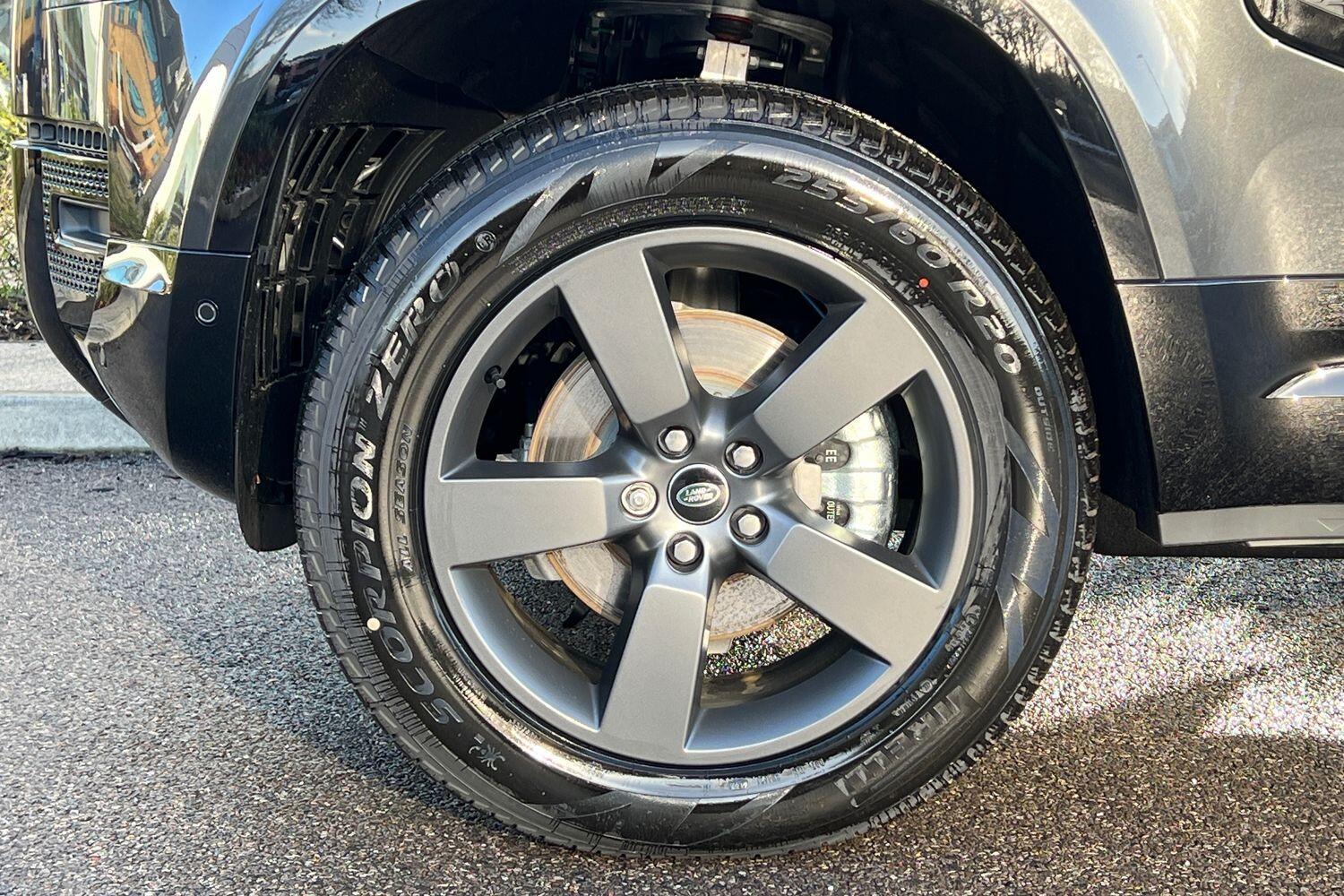 Used Land Rover Defender 2025 for sale - 76499566: Photo 20