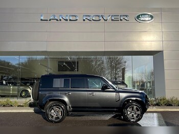 Used Land Rover Defender 110 2025 for sale - 76499566: Photo