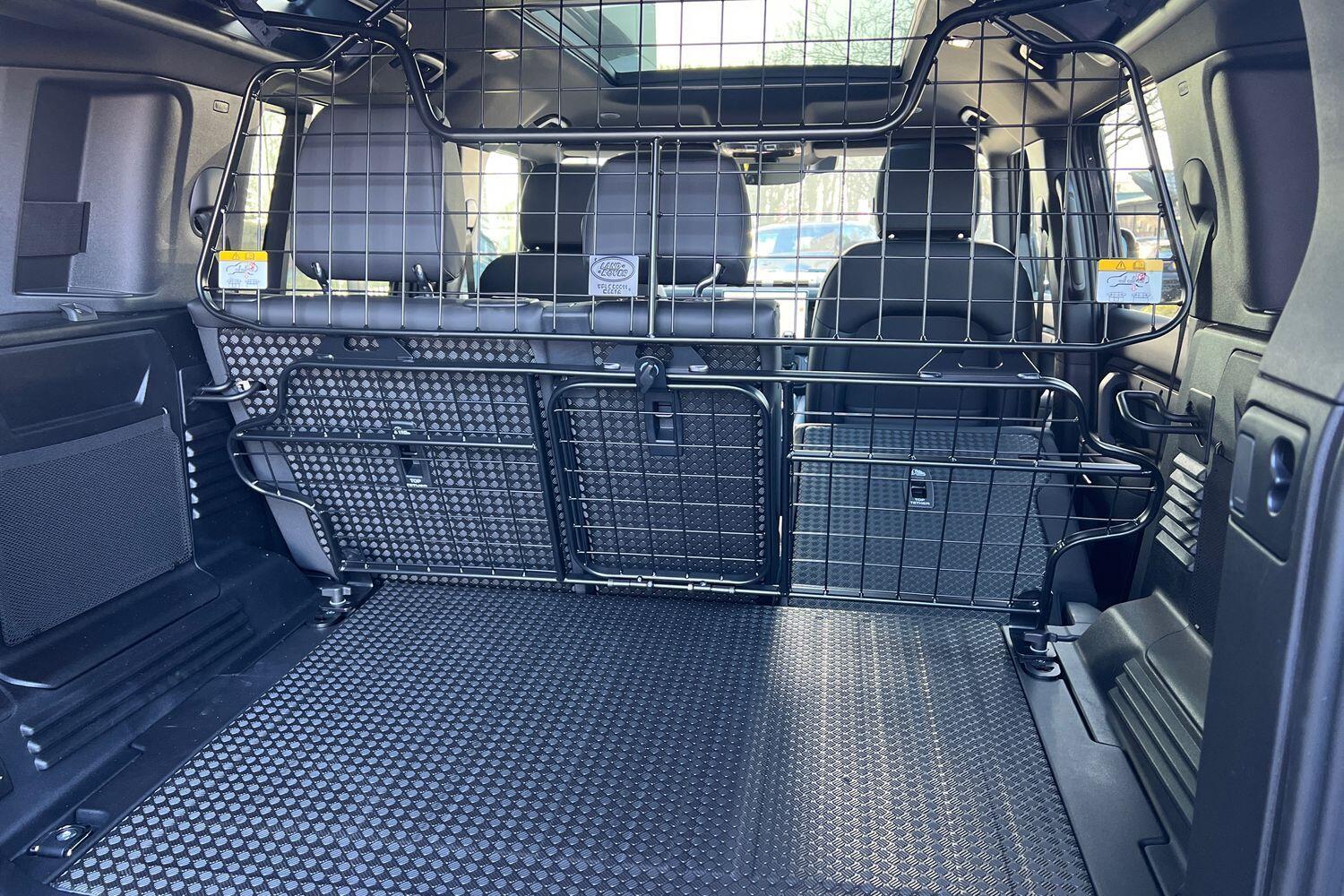 Used Land Rover Defender 2025 for sale - 76499566: Photo 37