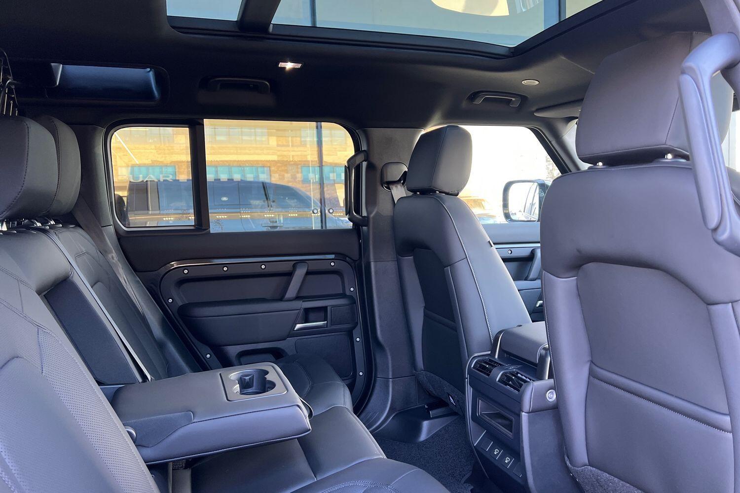 Used Land Rover Defender 2025 for sale - 76499566: Photo 39