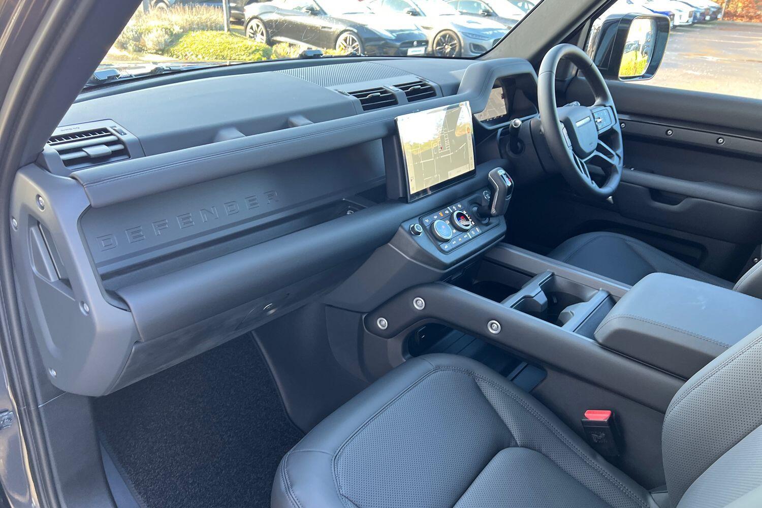 Used Land Rover Defender 2025 for sale - 76499566: Photo 48