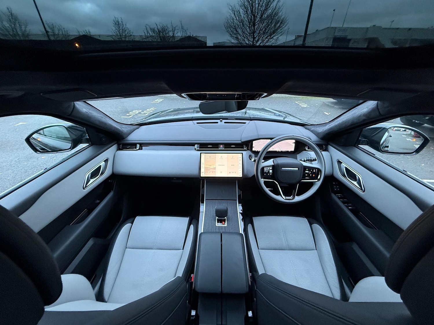 Used Land Rover Range Rover Velar for sale - 76926705: Photo 3