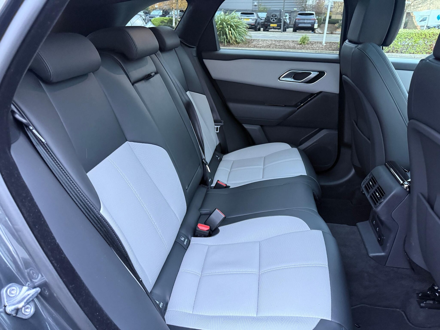 Used Land Rover Range Rover Velar for sale - 76926705: Photo 32