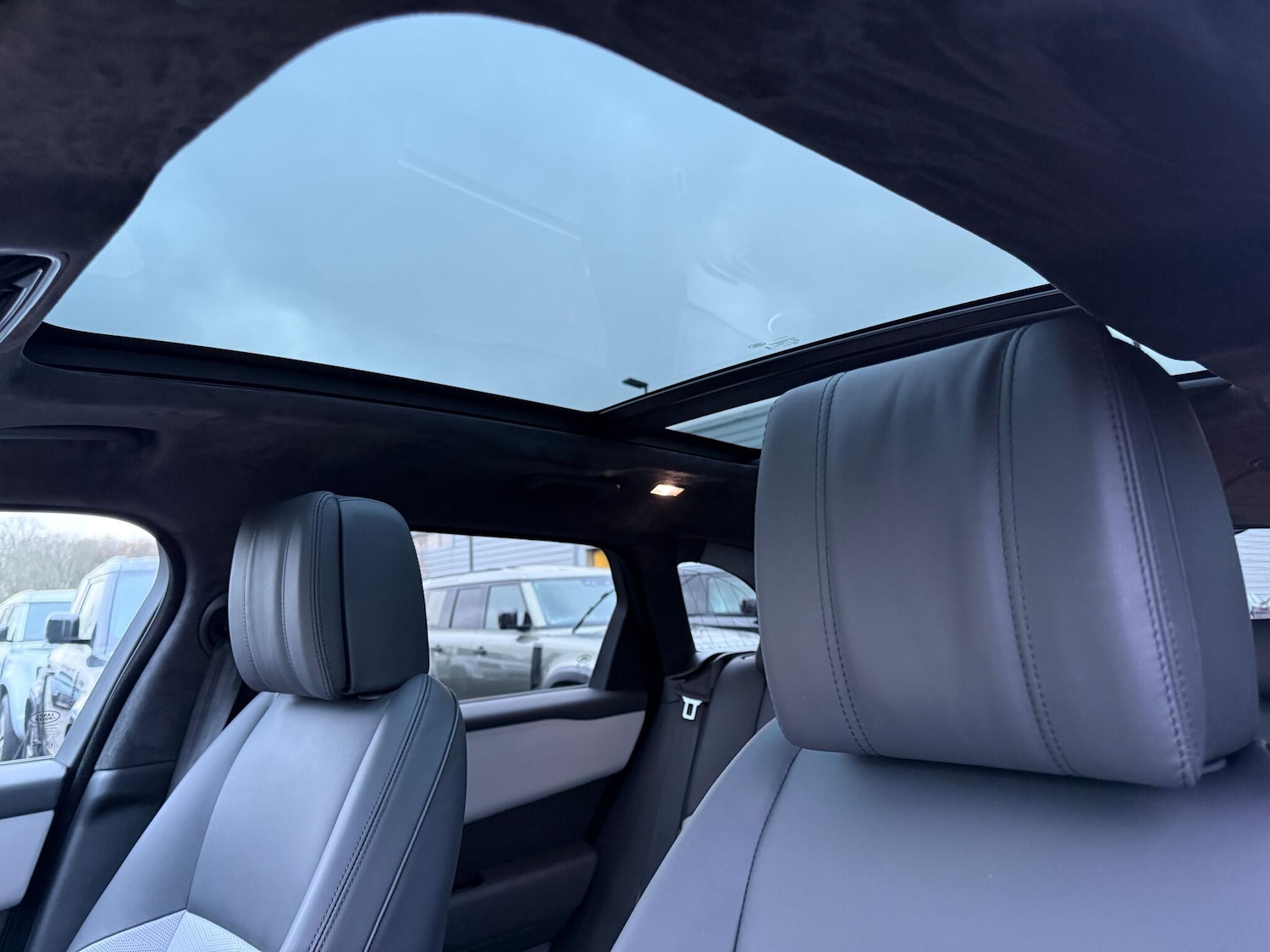 Used Land Rover Range Rover Velar for sale - 76926705: Photo 4