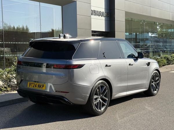 Used Land Rover Range Rover Sport 2024 for sale - 76032180: Photo 12
