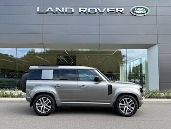 Used Land Rover Defender 110 2022 for sale - 75588858: Photo