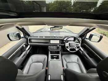 Used Land Rover Defender 110 2022 for sale - 75588858: Photo