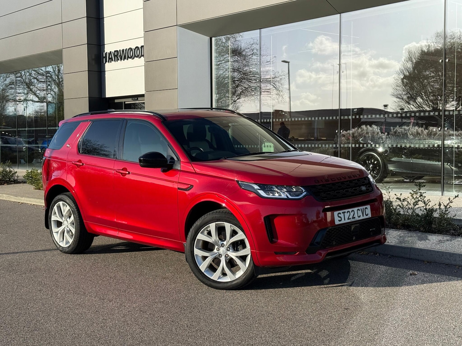 Used Land Rover Discovery Sport 2022 for sale - 76634262: Photo 1
