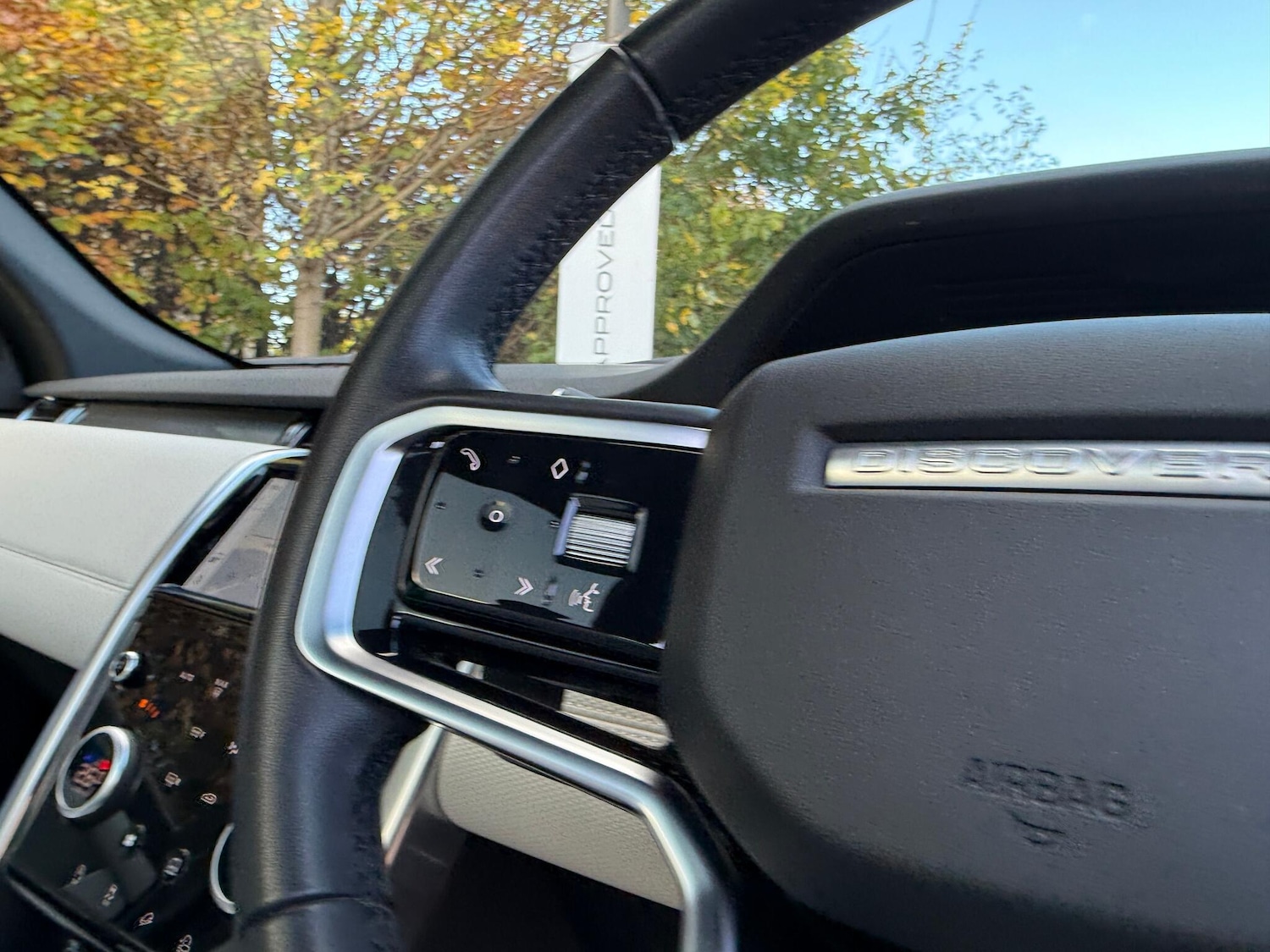 Used Land Rover Discovery Sport 2022 for sale - 76634262: Photo 42