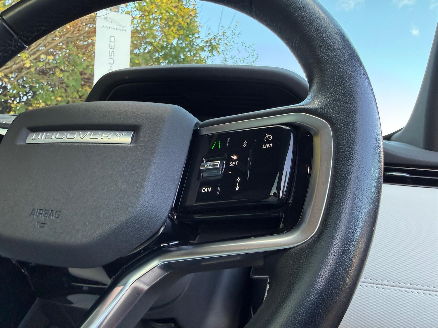 Used Land Rover Discovery Sport 2022 for sale - 76634262: Photo 43