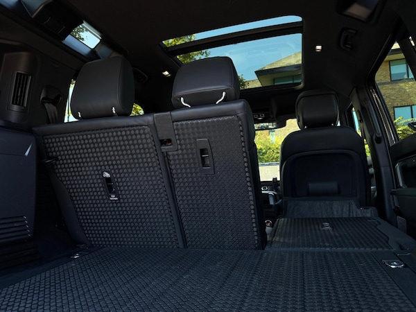 Used Land Rover Defender 2022 for sale - 76307866: Photo 35