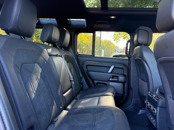 Used Land Rover Defender 2022 for sale - 76307866: Photo 37