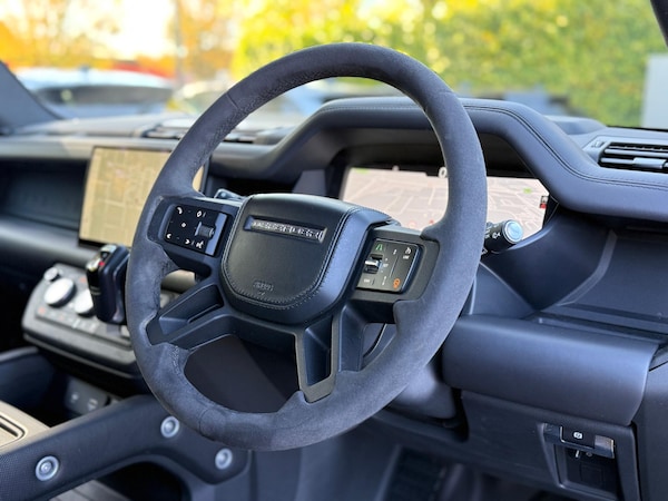 Used Land Rover Defender 2022 for sale - 76307866: Photo 45
