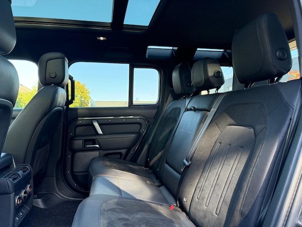 Used Land Rover Defender 2022 for sale - 76307866: Photo 49