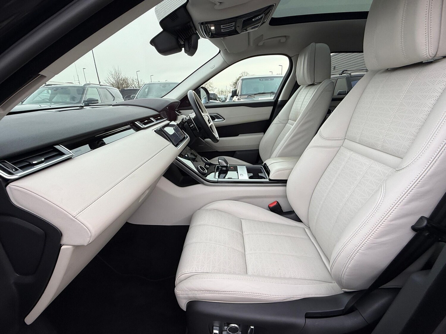 Used Land Rover Range Rover Velar 2022 for sale - 77585997: Photo 29