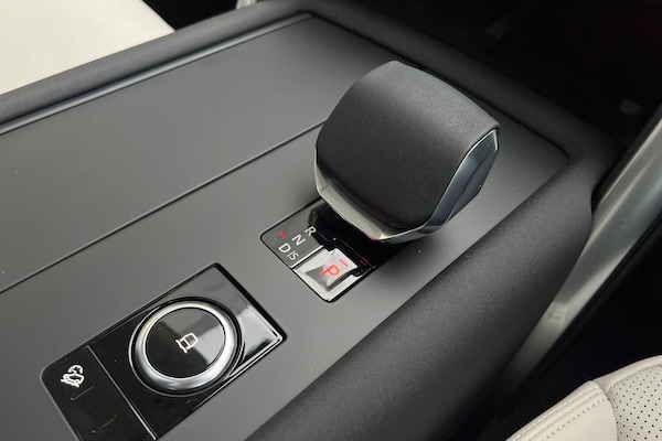 Used Land Rover Discovery 2025 for sale - 76188751: Photo 24