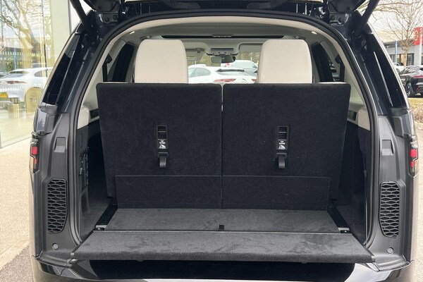 Used Land Rover Discovery 2025 for sale - 76188751: Photo 40