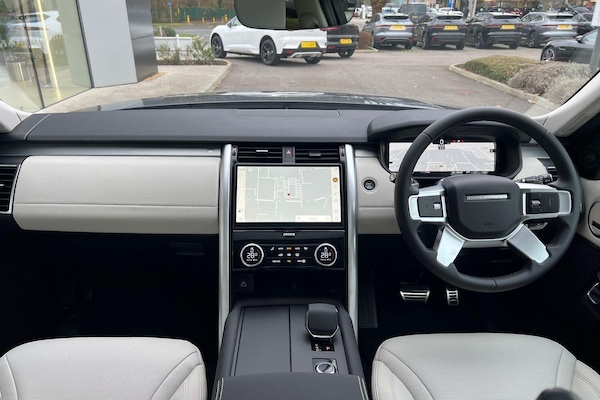 Used Land Rover Discovery 2025 for sale - 76188751: Photo 4