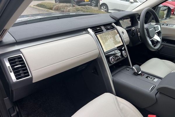 Used Land Rover Discovery 2025 for sale - 76188751: Photo 51
