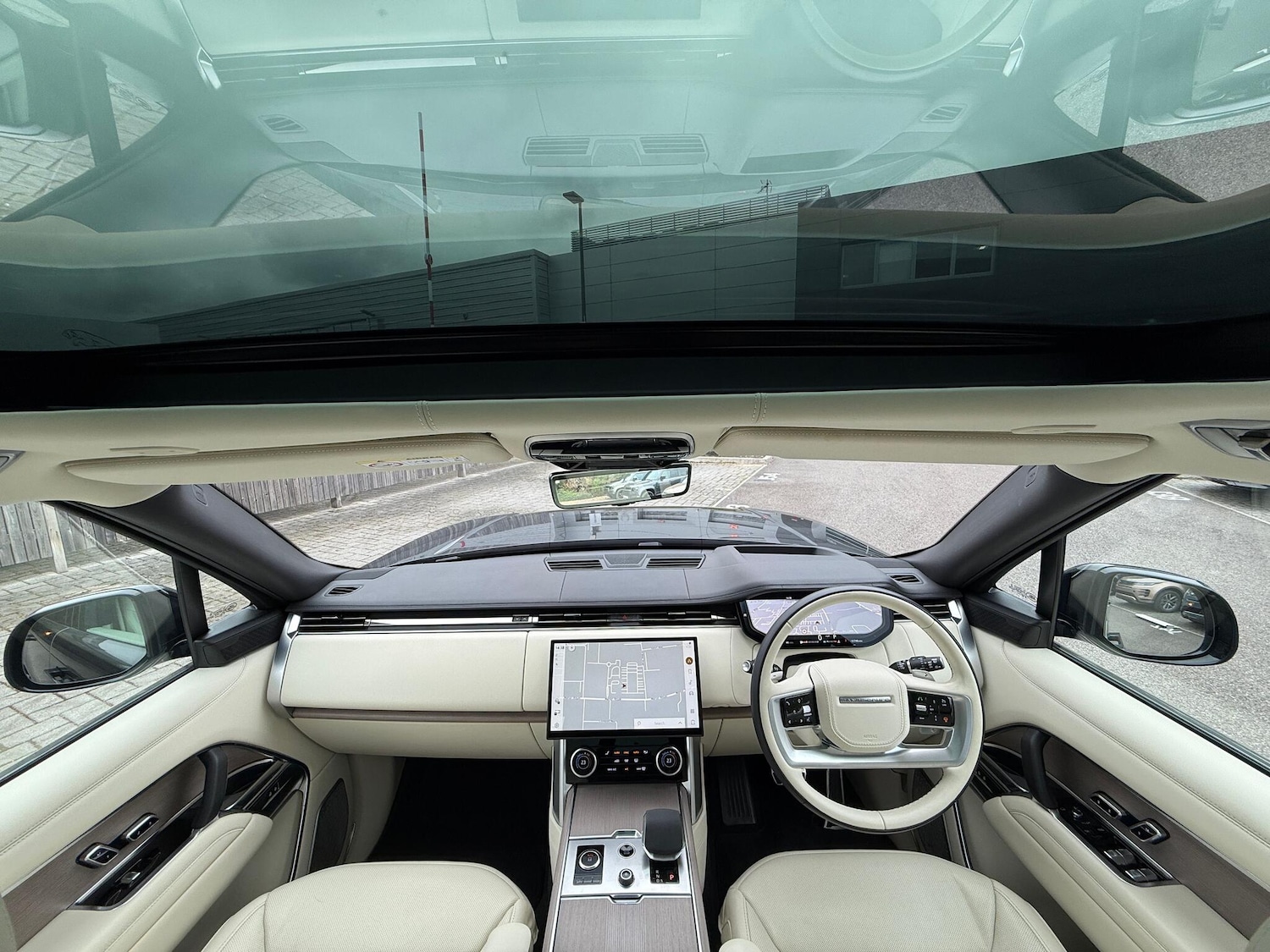 Used Land Rover Range Rover 2022 for sale - 76228109: Photo 4