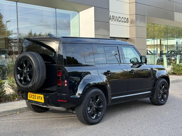 Used Land Rover Defender 110 2025 for sale - 76226174: Photo 12