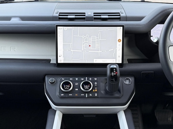 Used Land Rover Defender 110 2025 for sale - 76226174: Photo 20