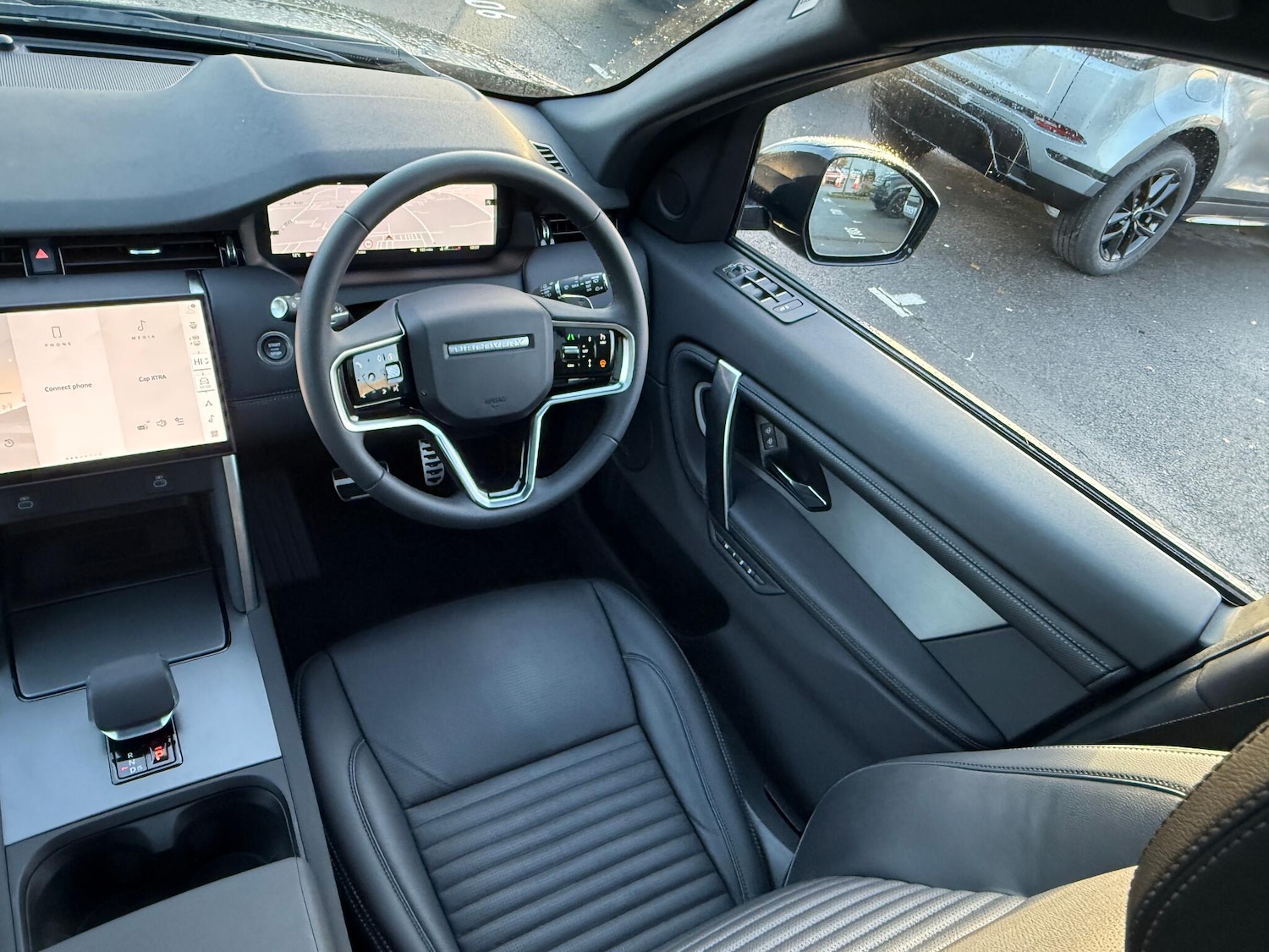 Used Land Rover Discovery Sport 2025 for sale - 76952757: Photo 23