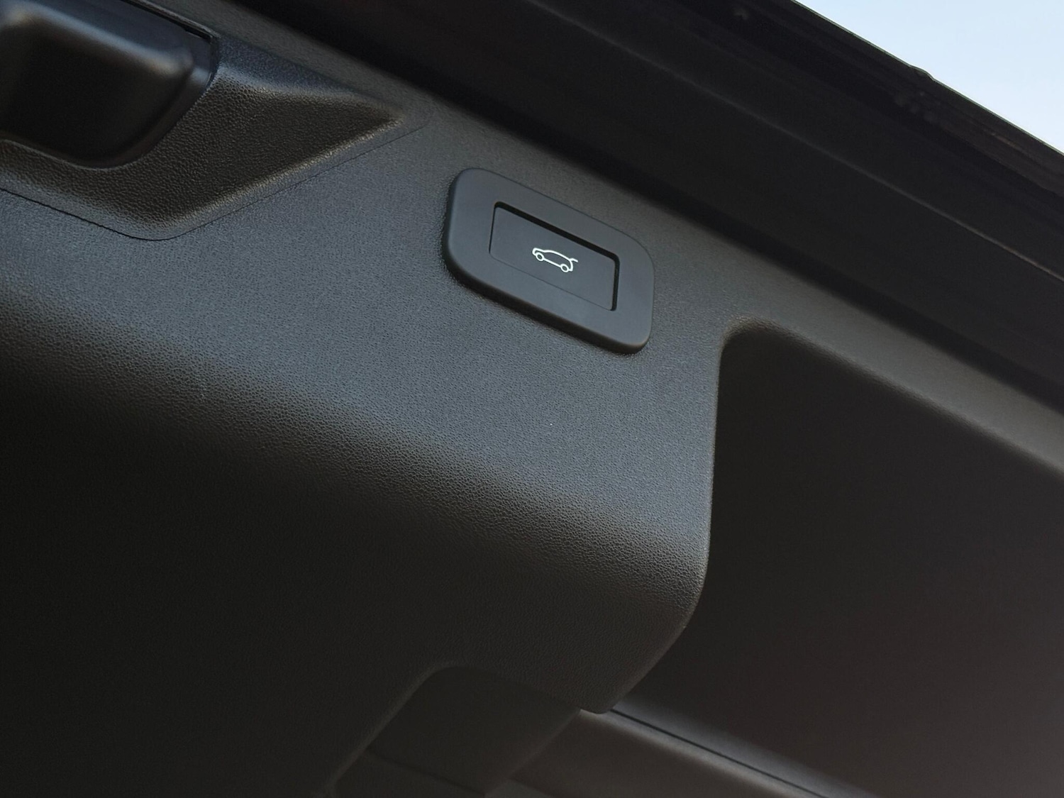 Used Land Rover Discovery Sport 2025 for sale - 76952757: Photo 25