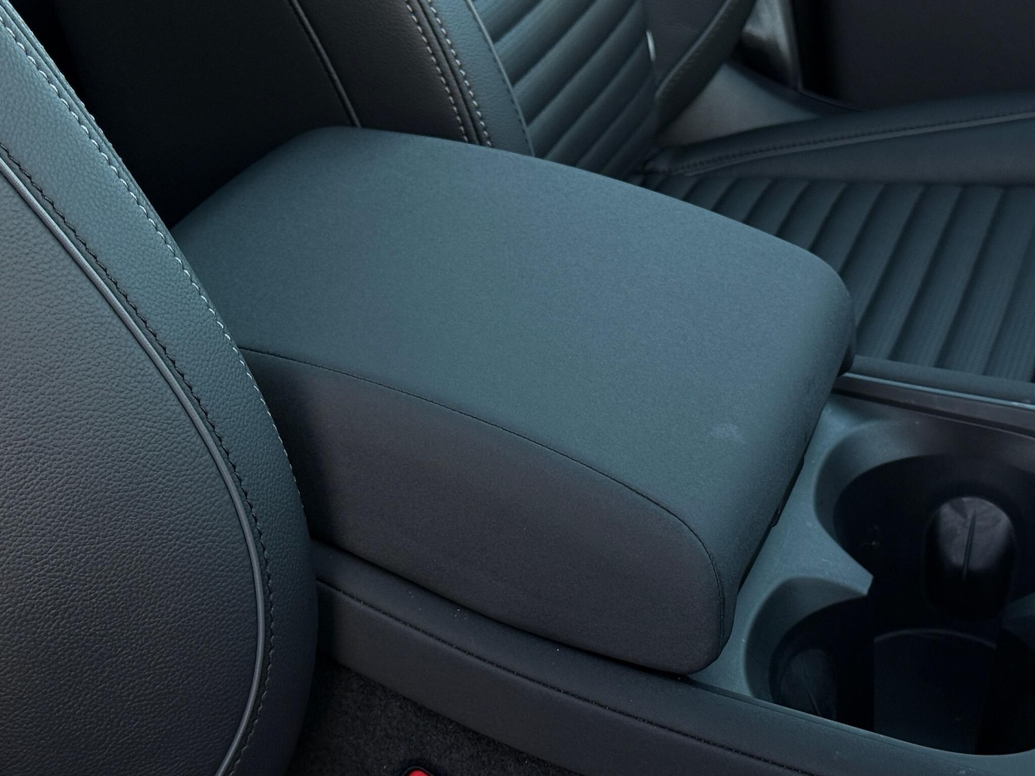 Used Land Rover Discovery Sport 2025 for sale - 76952757: Photo 37