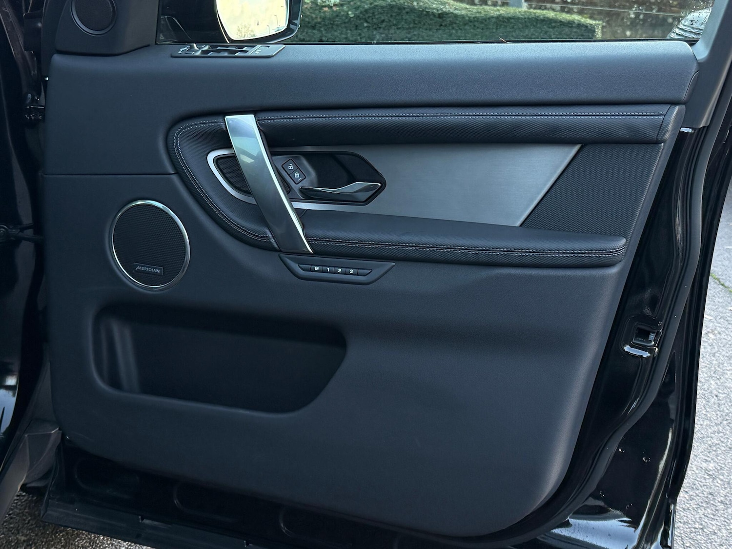 Used Land Rover Discovery Sport 2025 for sale - 76952757: Photo 42