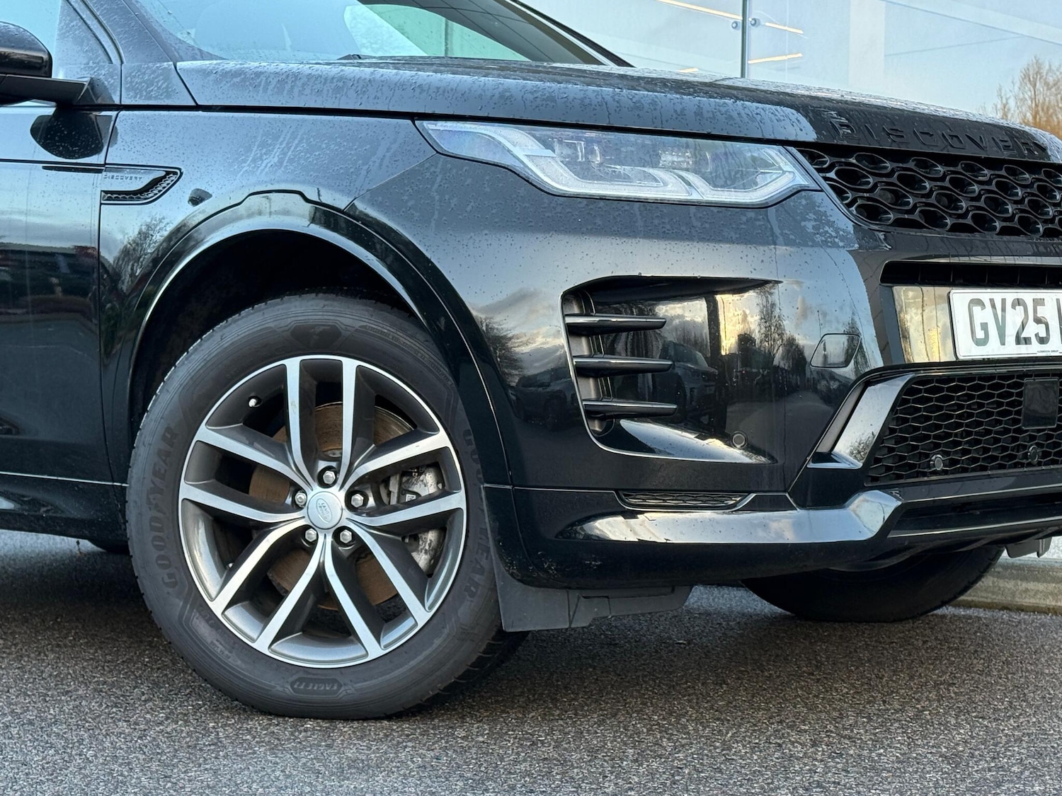 Used Land Rover Discovery Sport 2025 for sale - 76952757: Photo 9