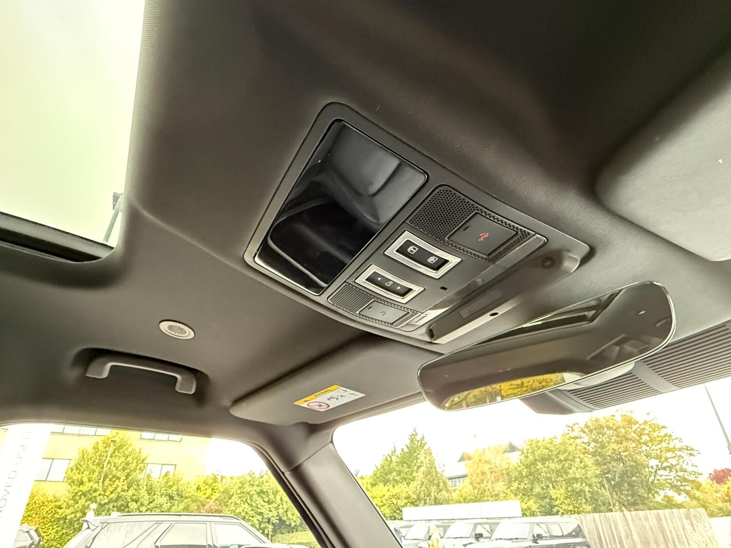 Used Land Rover Defender 110 2023 for sale - 76295870: Photo 29