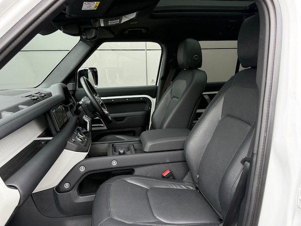 Used Land Rover Defender 110 2023 for sale - 76295870: Photo 48