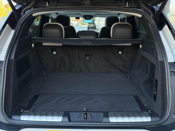 Used Land Rover Range Rover Sport 2023 for sale - 76189866: Photo 40
