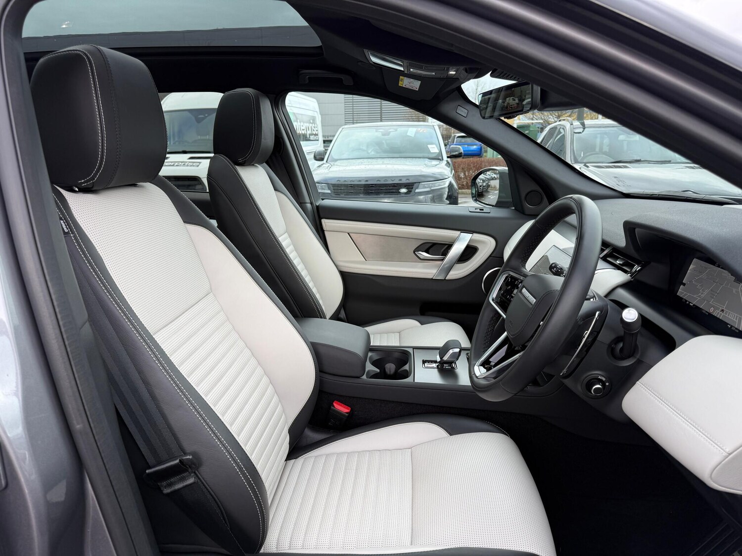 Used Land Rover Discovery Sport 2024 for sale - 77523856: Photo 33