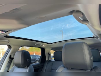 Used Land Rover Discovery Sport 2025 for sale - 75949051: Photo