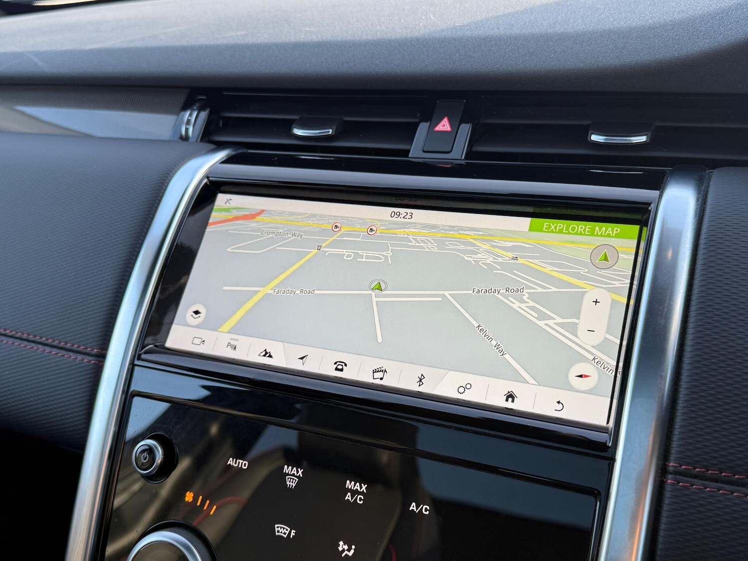 Used Land Rover Discovery Sport 2021 for sale - 77351991: Photo 6