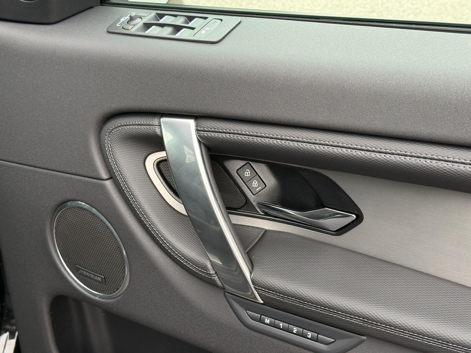 Used Land Rover Discovery Sport 2025 for sale - 77067169: Photo 21