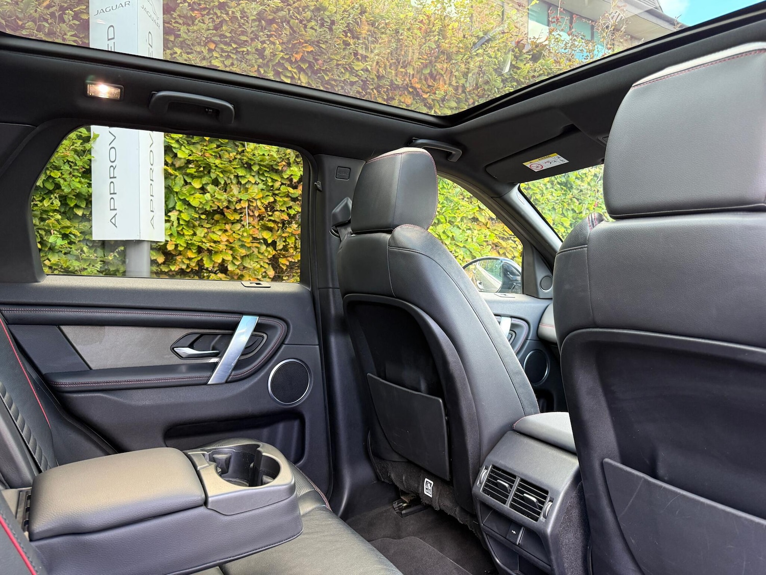 Used Land Rover Discovery Sport 2020 for sale - 76370134: Photo 31