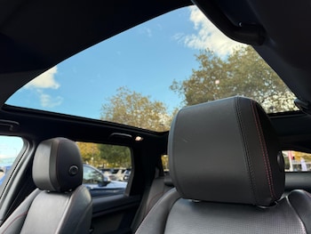 Used Land Rover Discovery Sport 2020 for sale - 76370134: Photo