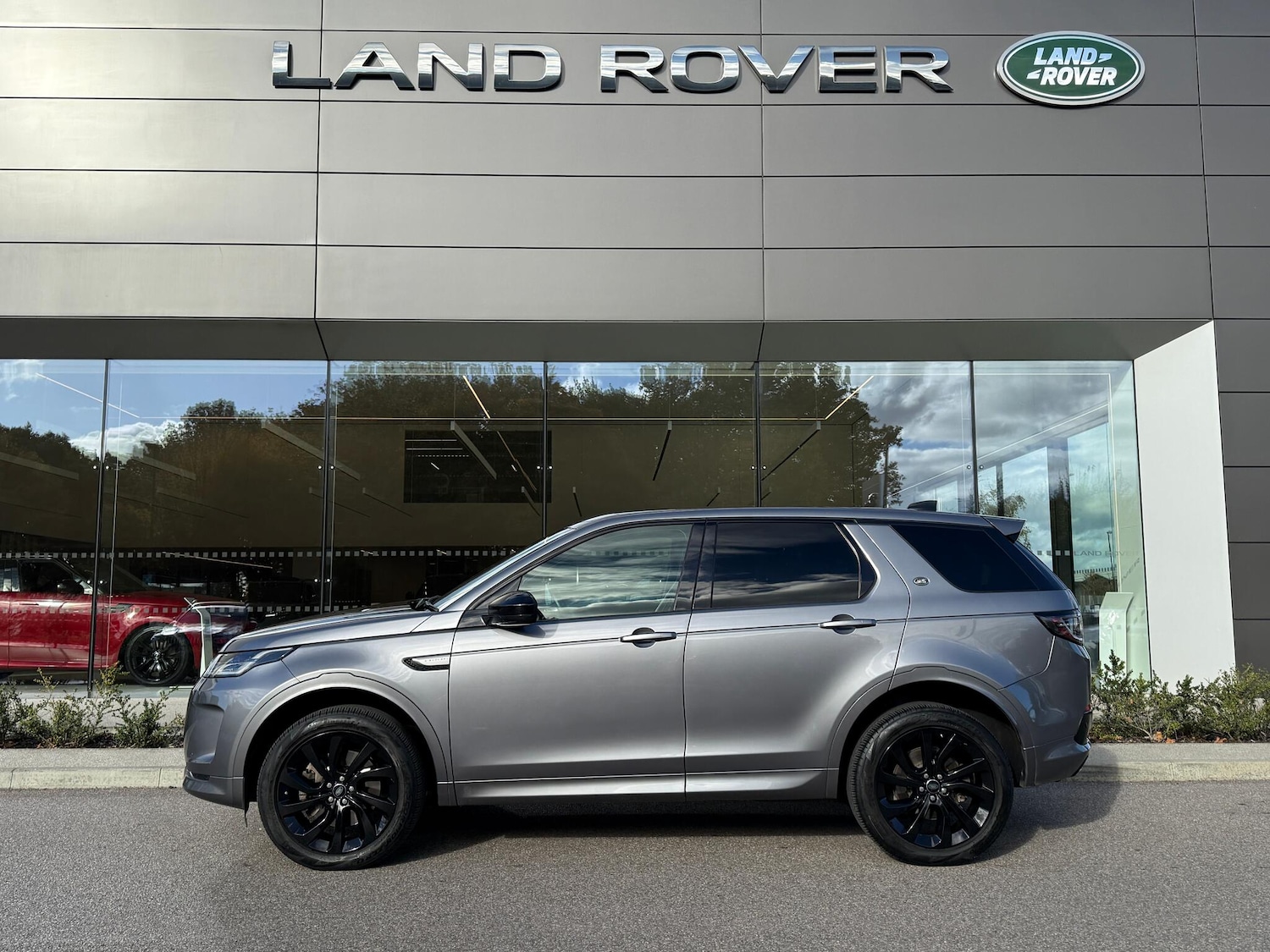 Used Land Rover Discovery Sport 2020 for sale - 76370134: Photo 8