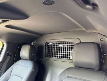 Used Land Rover Defender 2024 for sale - 75268883: Photo