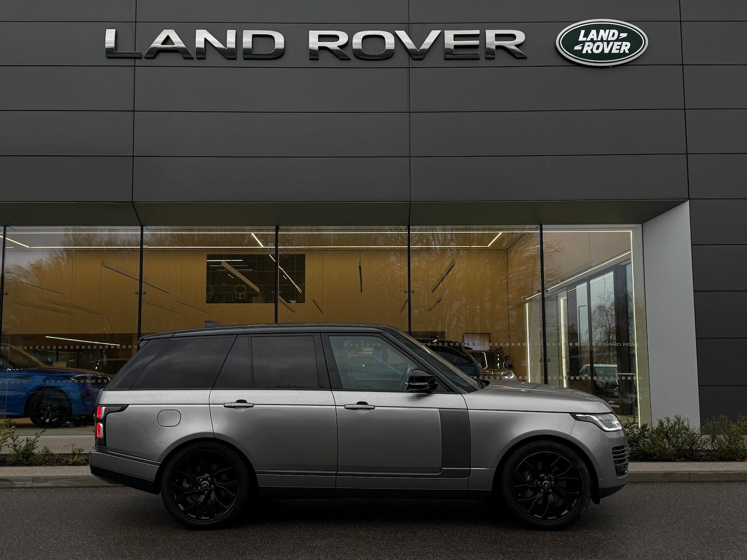 Used Land Rover Range Rover 2019 for sale - 77155445: Photo 2