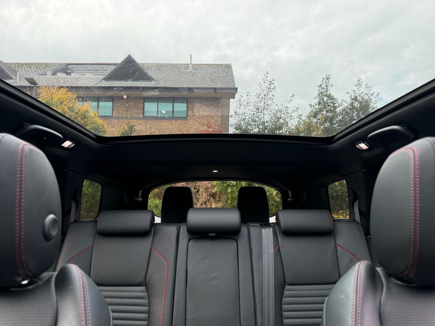 Used Land Rover Discovery Sport 2020 for sale - 76499095: Photo 24