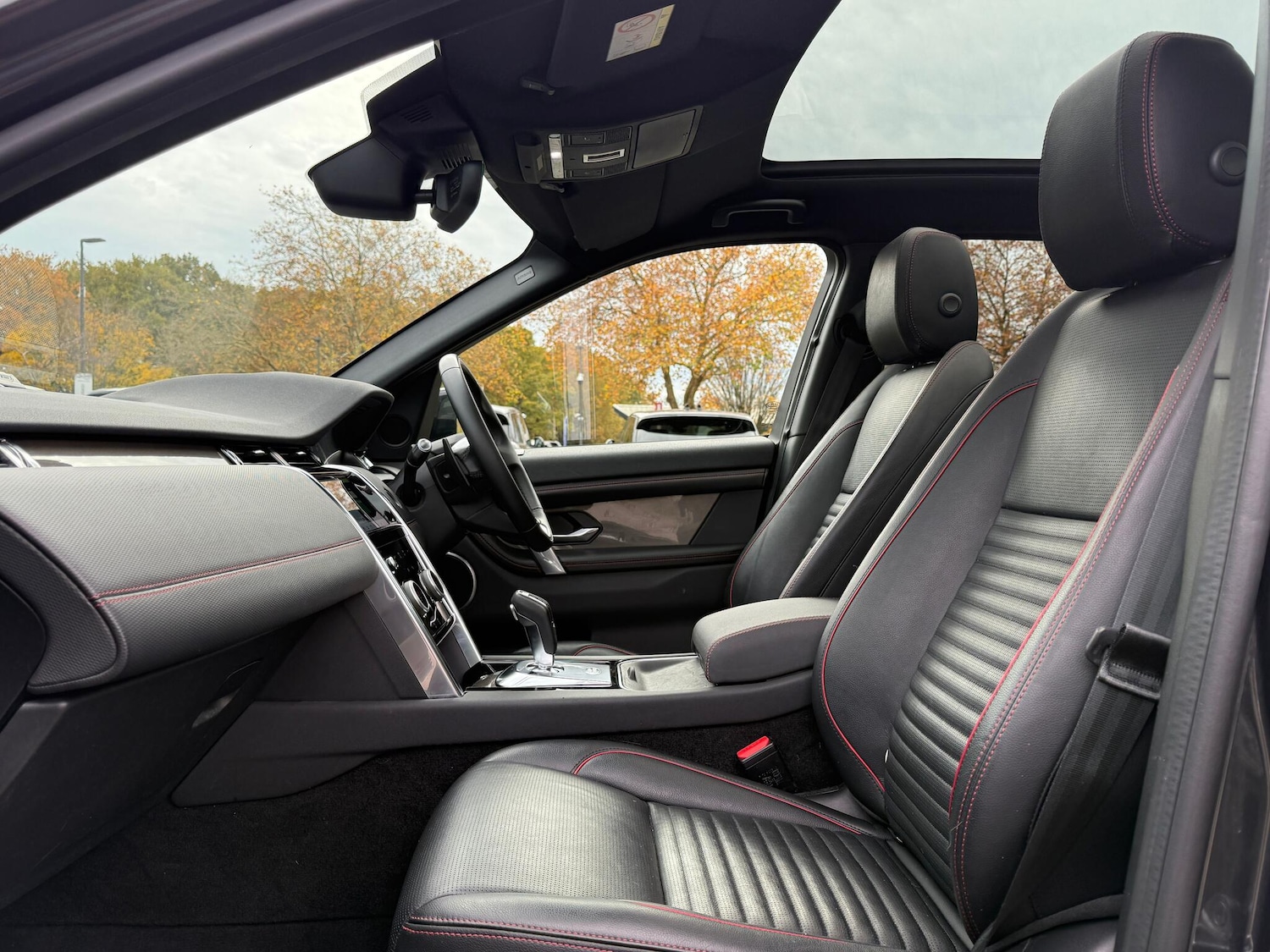 Used Land Rover Discovery Sport 2020 for sale - 76499095: Photo 46