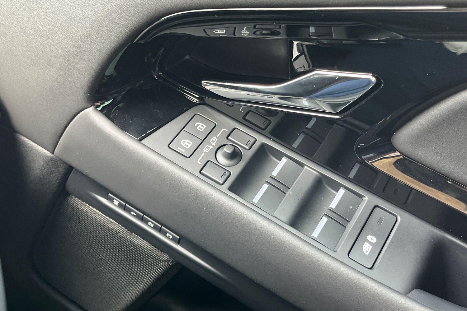 Used Land Rover Range Rover Evoque 2024 for sale - 76607970: Photo 32